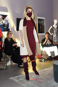 Anna von Griesheim & Anja Gockel Fashion Show Winter 20/21 in Berlin