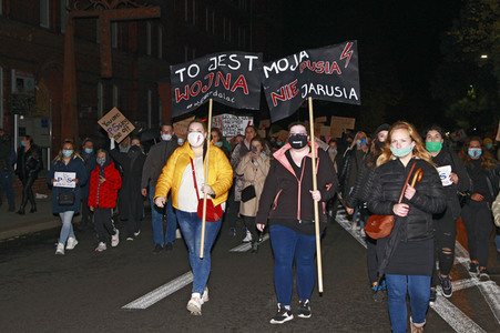 Demonstration gegen das neue Abtreibungsgesetz in Polen in Zgorzelec