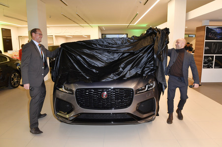 Showroom Opening und Deutschlandpremiere Jaguar F-PACE in Berlin