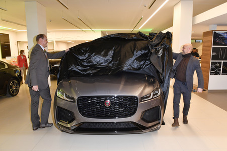 Showroom Opening und Deutschlandpremiere Jaguar F-PACE in Berlin