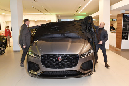 Showroom Opening und Deutschlandpremiere Jaguar F-PACE in Berlin