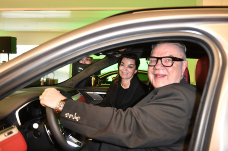 Showroom Opening und Deutschlandpremiere Jaguar F-PACE in Berlin