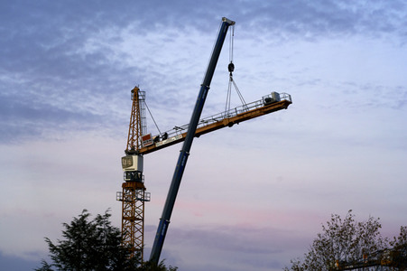 Symbolfoto Krandemontage