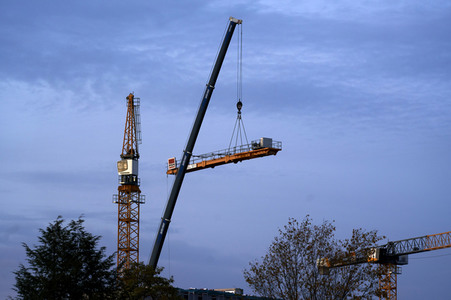 Symbolfoto Krandemontage