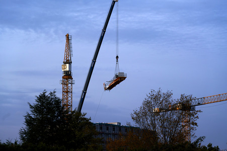 Symbolfoto Krandemontage
