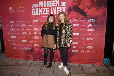 Preview 'Und morgen die ganze Welt' in München