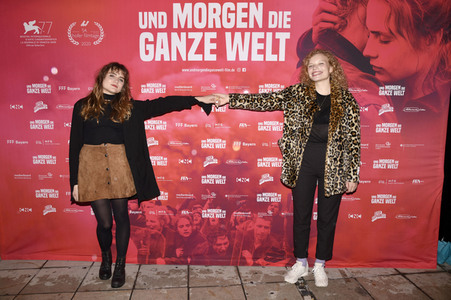 Preview 'Und morgen die ganze Welt' in München