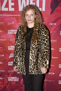 Preview 'Und morgen die ganze Welt' in München