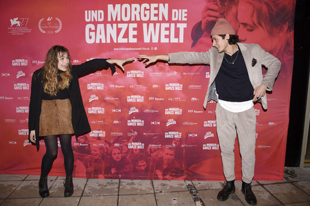 Preview 'Und morgen die ganze Welt' in München