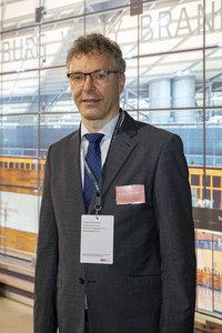 Führung vor der Inbetriebnahme des Flughafens Berlin-Brandenburg in Schönefeld