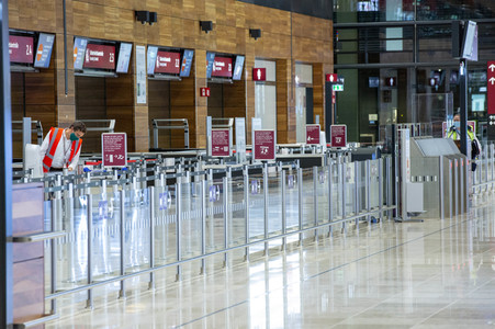 Führung vor der Inbetriebnahme des Flughafens Berlin-Brandenburg in Schönefeld