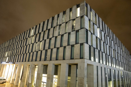 Führung vor der Inbetriebnahme des Flughafens Berlin-Brandenburg in Schönefeld