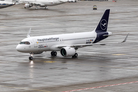 Eröffnung des Flughafens Berlin-Brandenburg in Schönefeld