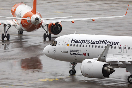 Eröffnung des Flughafens Berlin-Brandenburg in Schönefeld
