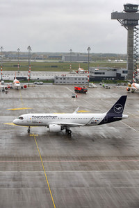 Eröffnung des Flughafens Berlin-Brandenburg in Schönefeld