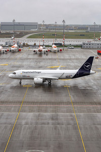 Eröffnung des Flughafens Berlin-Brandenburg in Schönefeld