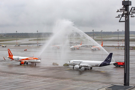 Eröffnung des Flughafens Berlin-Brandenburg in Schönefeld