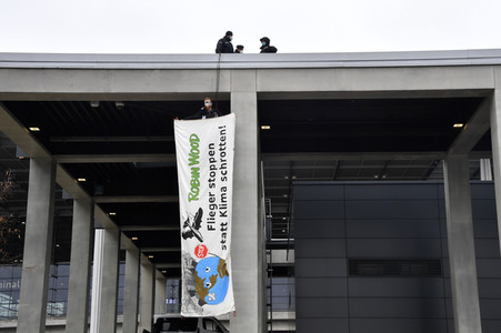 Eröffnung des Flughafens Berlin-Brandenburg in Schönefeld