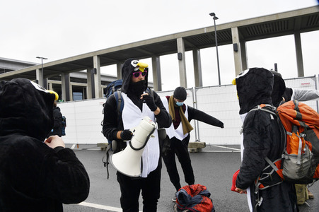 Eröffnung des Flughafens Berlin-Brandenburg in Schönefeld