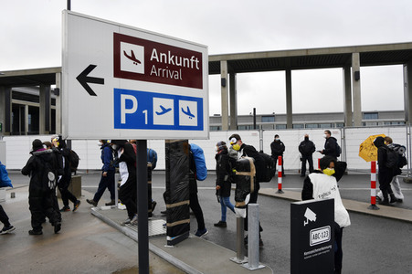 Eröffnung des Flughafens Berlin-Brandenburg in Schönefeld