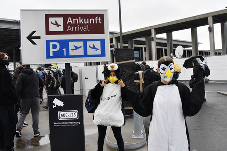 Eröffnung des Flughafens Berlin-Brandenburg in Schönefeld