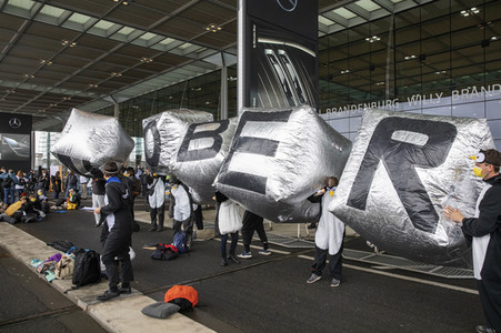 Eröffnung des Flughafens Berlin-Brandenburg in Schönefeld