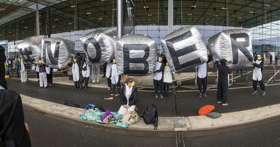 Eröffnung des Flughafens Berlin-Brandenburg in Schönefeld