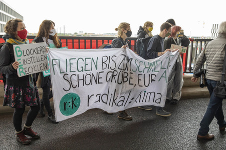 Eröffnung des Flughafens Berlin-Brandenburg in Schönefeld