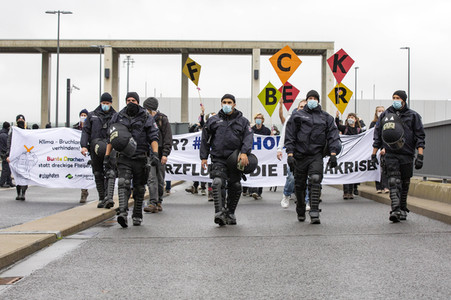 Eröffnung des Flughafens Berlin-Brandenburg in Schönefeld