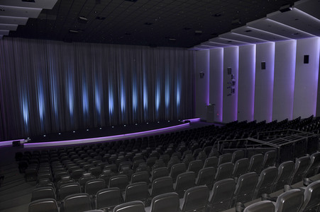 Symbolfoto Kinos im Lockdown