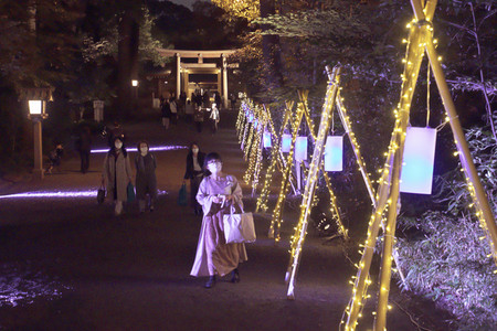 Jubiläum des Meiji-Schreins in Tokio