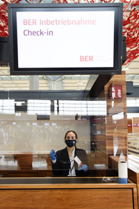 Eröffnung des Flughafens Berlin-Brandenburg in Schönefeld