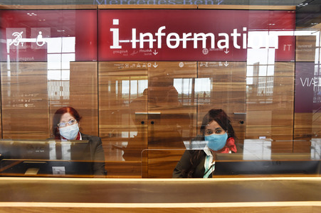 Eröffnung des Flughafens Berlin-Brandenburg in Schönefeld