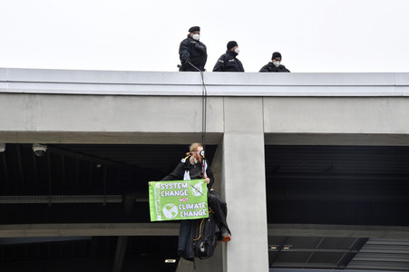 Eröffnung des Flughafens Berlin-Brandenburg in Schönefeld