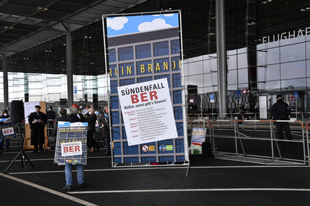 Eröffnung des Flughafens Berlin-Brandenburg in Schönefeld