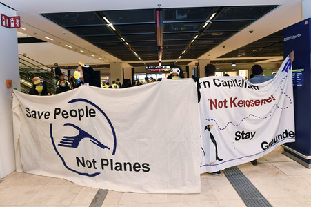 Eröffnung des Flughafens Berlin-Brandenburg in Schönefeld