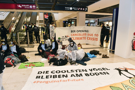 Eröffnung des Flughafens Berlin-Brandenburg in Schönefeld