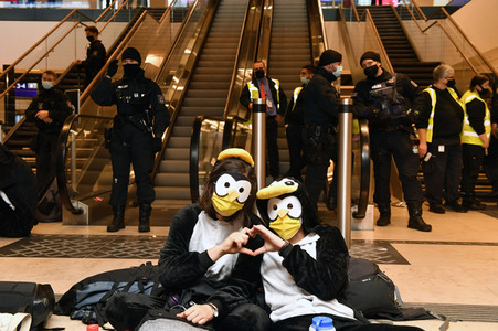 Eröffnung des Flughafens Berlin-Brandenburg in Schönefeld