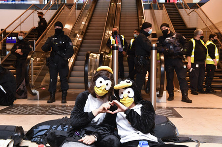 Eröffnung des Flughafens Berlin-Brandenburg in Schönefeld