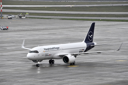 Eröffnung des Flughafens Berlin-Brandenburg in Schönefeld