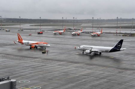 Eröffnung des Flughafens Berlin-Brandenburg in Schönefeld