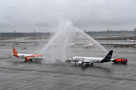 Eröffnung des Flughafens Berlin-Brandenburg in Schönefeld