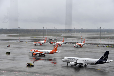 Eröffnung des Flughafens Berlin-Brandenburg in Schönefeld