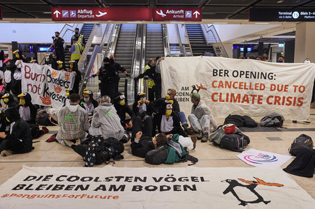 Eröffnung des Flughafens Berlin-Brandenburg in Schönefeld
