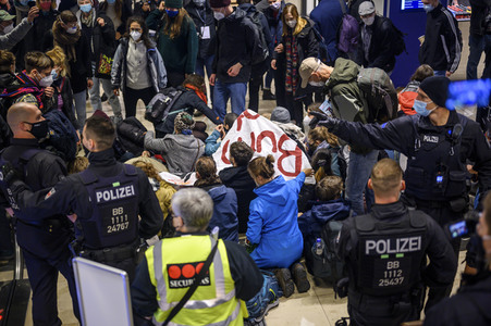 Eröffnung des Flughafens Berlin-Brandenburg in Schönefeld