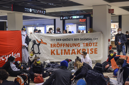 Eröffnung des Flughafens Berlin-Brandenburg in Schönefeld