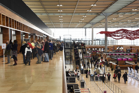 Regelbetrieb am Flughafen Berlin-Brandenburg in Schönefeld