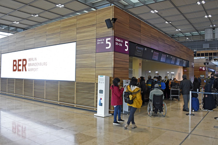 Regelbetrieb am Flughafen Berlin-Brandenburg in Schönefeld