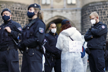 Demonstration gegen die Corona-Maßnahmen in Köln