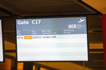 Erster kommerzieller Abflug vom Flughafen Berlin Brandenburg